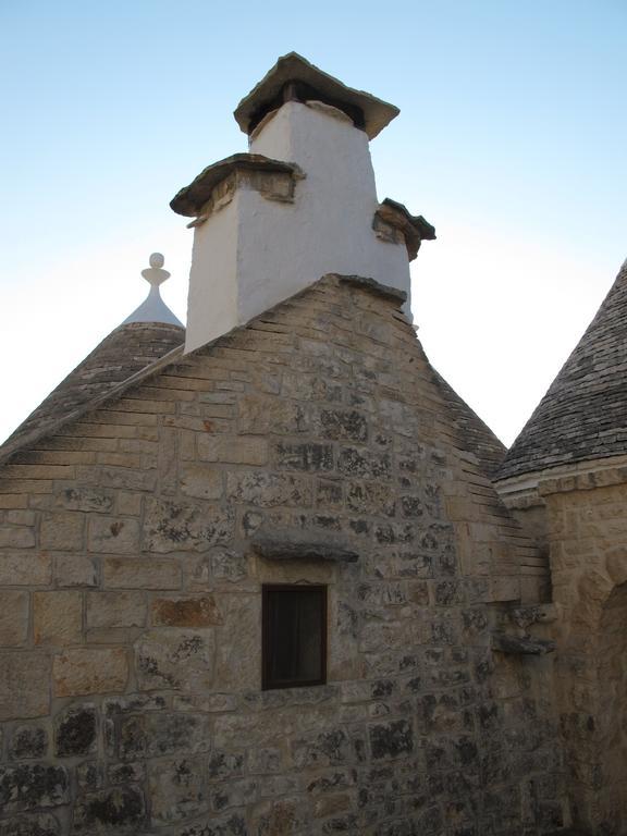 Trulli Convertini Locorotondo Buitenkant foto